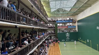 Plaza Berri cancha