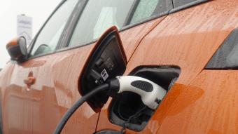 Borne recharge véhicules électriques